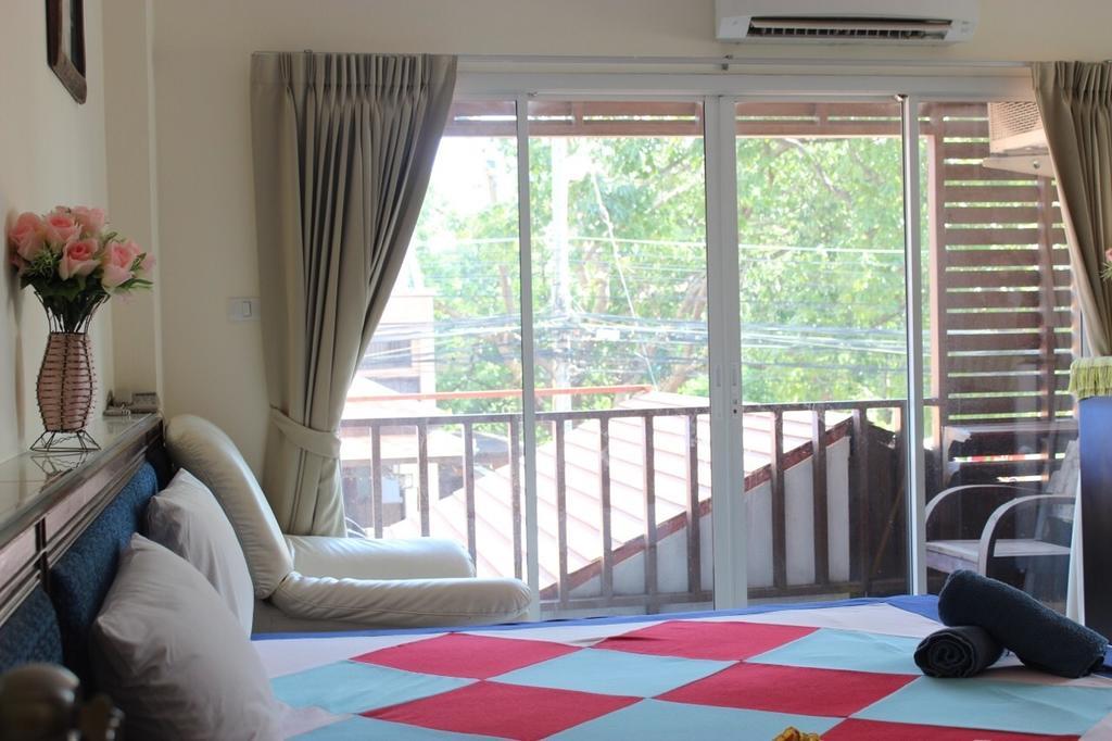 Aparthotel Dacha Beach Pattaya Exterior foto